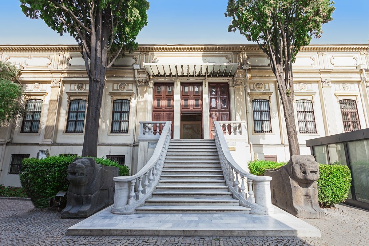 Topkapi Palace and Istanbul Archaeological Museums: Can You Visit Both in One Day?
