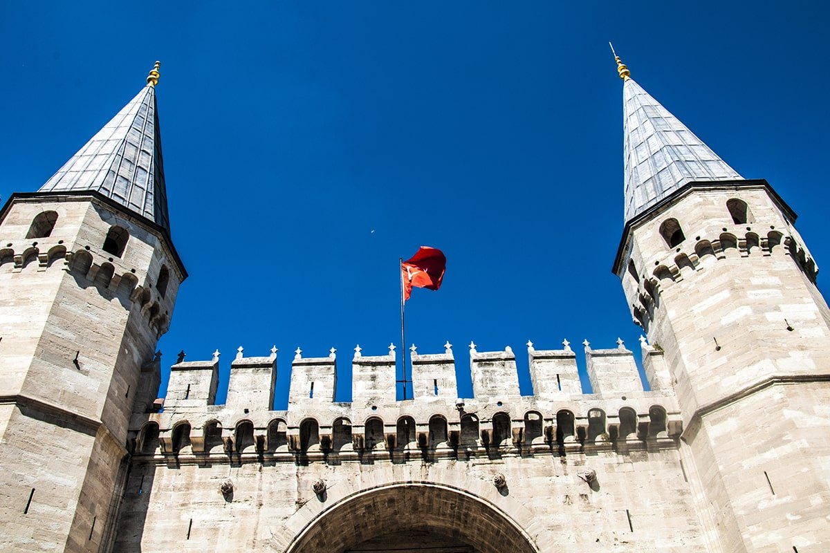 Topkapi Palace: Essential Etiquette Guide for a Respectful Visit